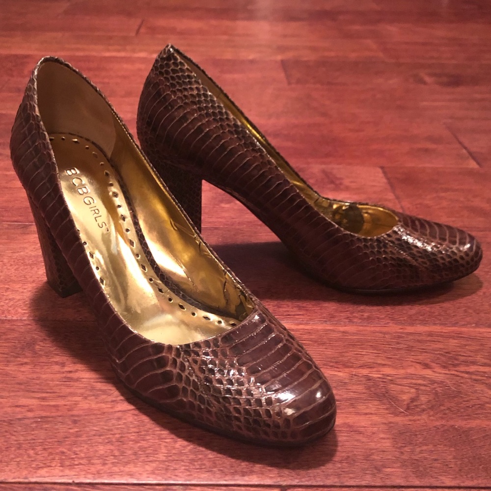 Adorable BCBGirls heels in size 7 1/2 🌸👠🌸